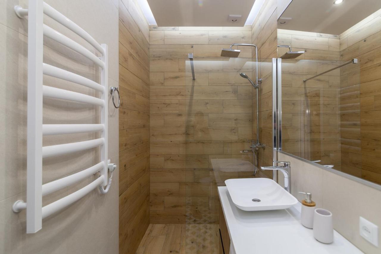 Royal Vip Apartment On Pidmurna 24 إلفيف المظهر الخارجي الصورة